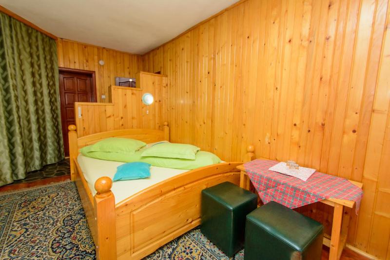 Double Room image 4