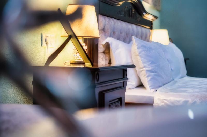 JMR Royal -Luxury Rooms & Private Sauna - image 5