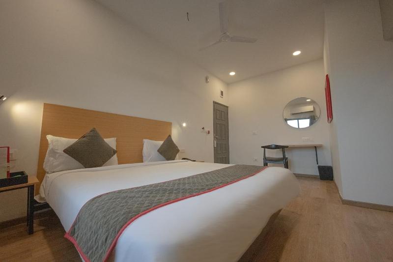 HOTEL SIGNATURE INN - image 7