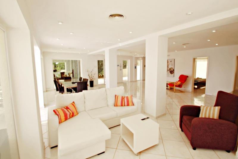 Bellavista - fantastic sea view villa in Moraira - image 8