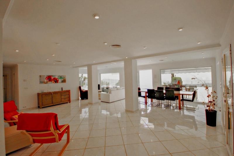 Bellavista - fantastic sea view villa in Moraira - image 19