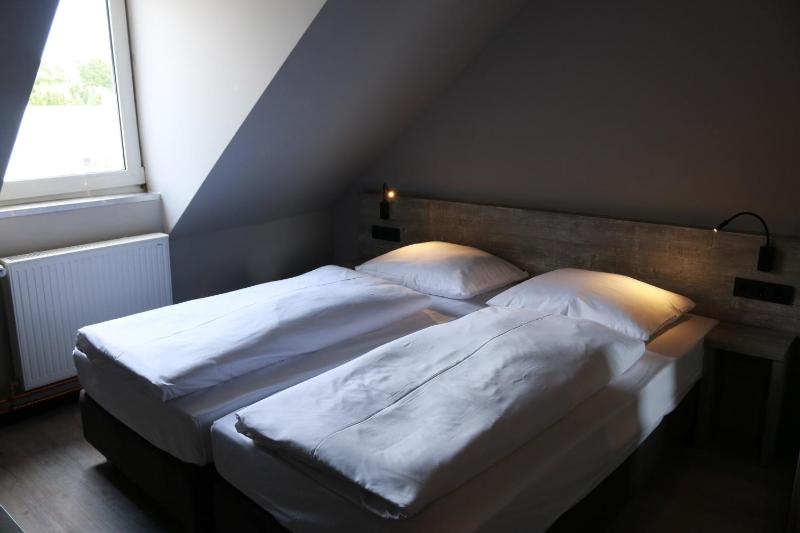 Standard Apartment image 4