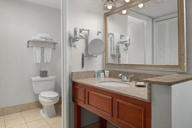 King Room image 3