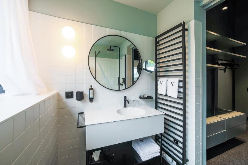 Suite image 3