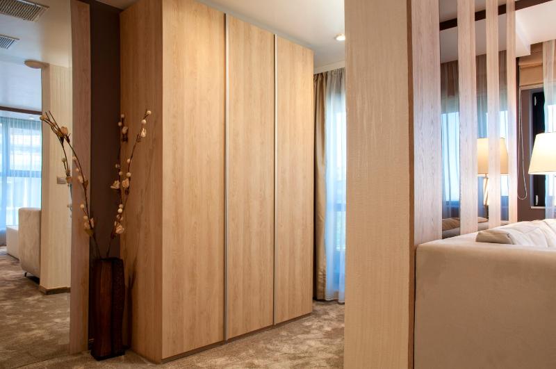 Large Double Room image 2