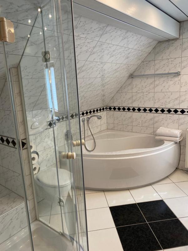 Suite image 3