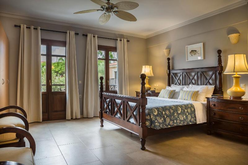 Superior Suite with Courtyard View - 106 image 1
