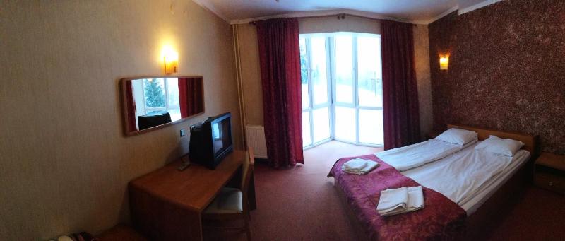Double Room with Mountain View image 2