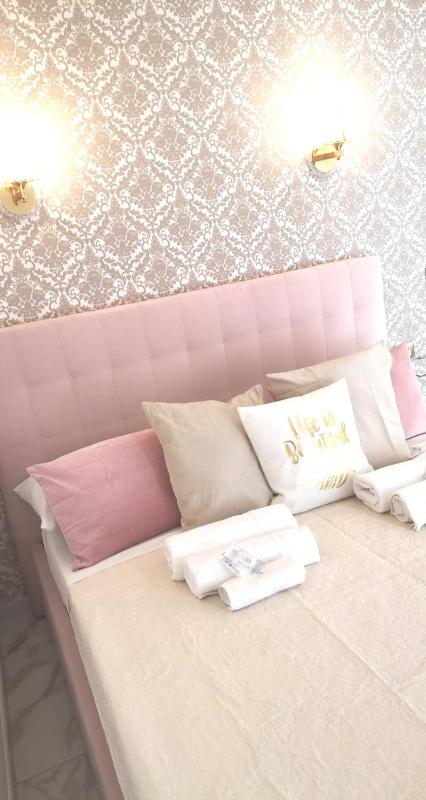 Queen Room image 3