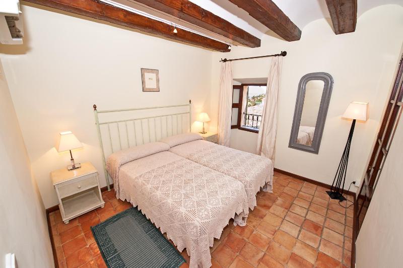 Hotel y Apartamentos DES PUIG - image 3