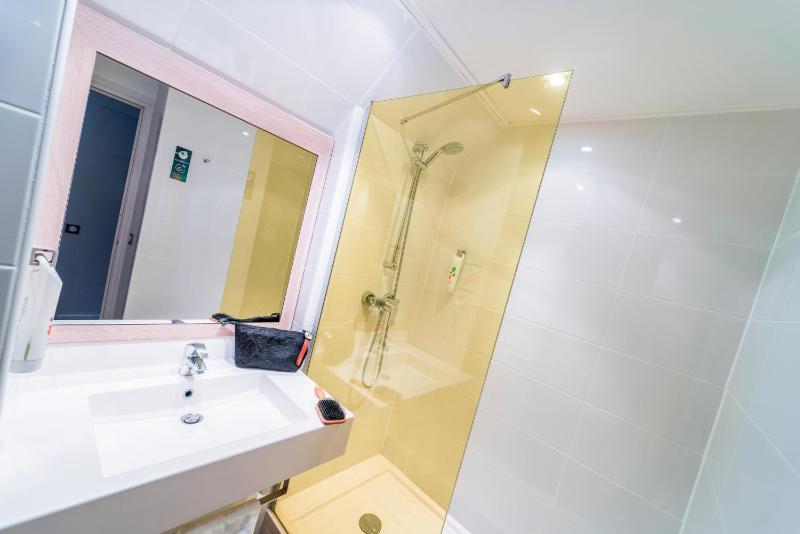 ibis Styles Honfleur Centre Historique - image 11