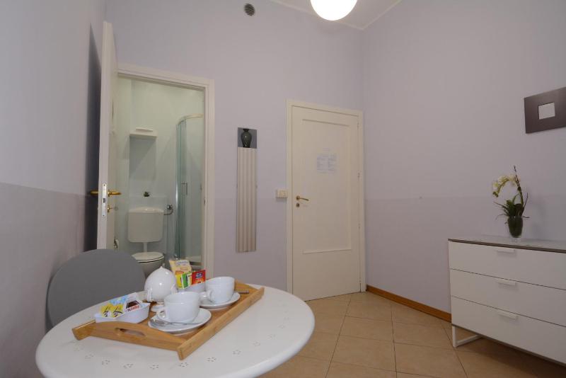 Double Room image 1