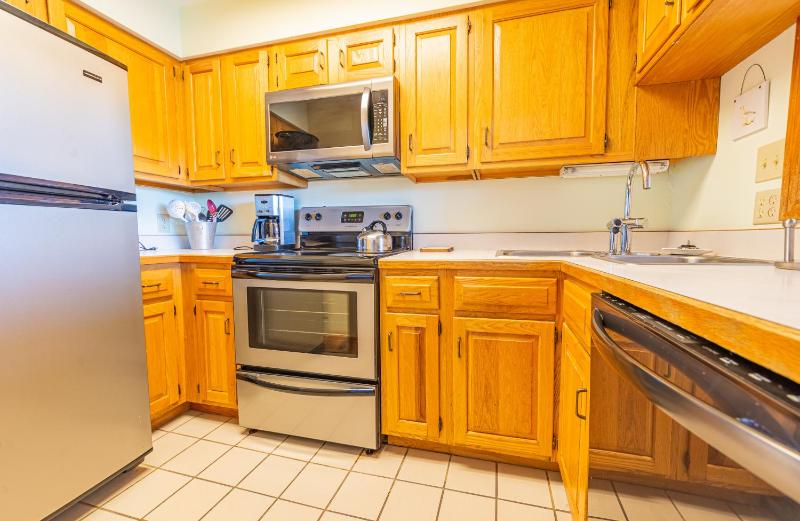 Atlantic Crest - Nags Head MP 11.5 Ocean View100 Yards to Beach Community Pool - image 14