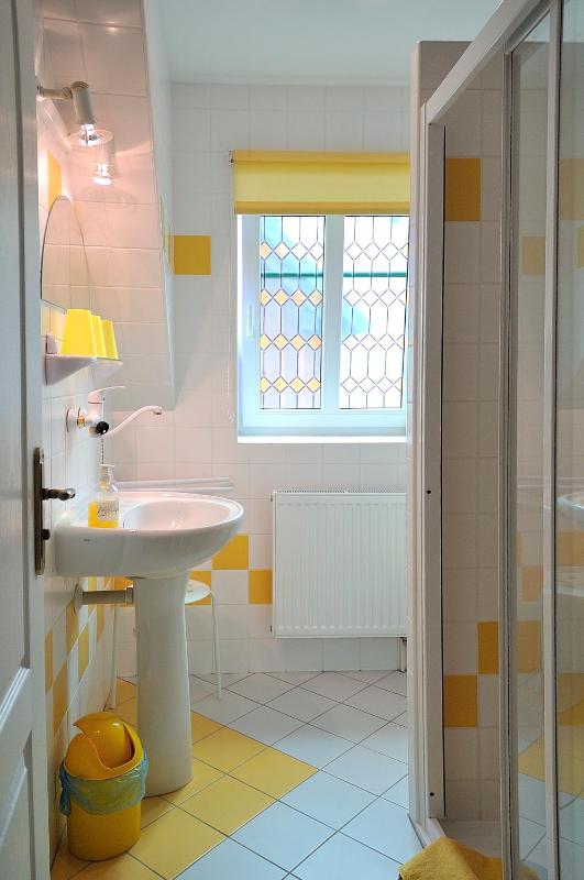 Luxury Triple Room image 3