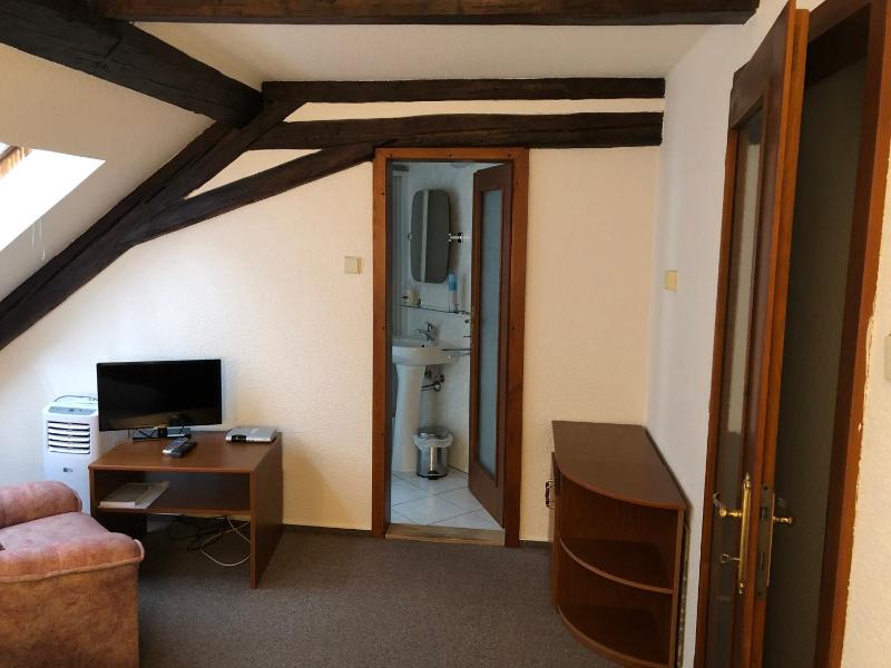 Standard Double Room image 1