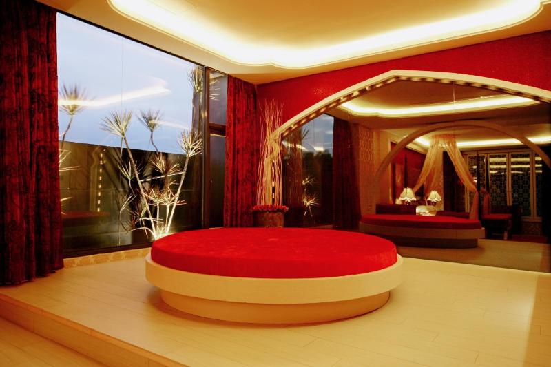 Spring Young Motel - image 4