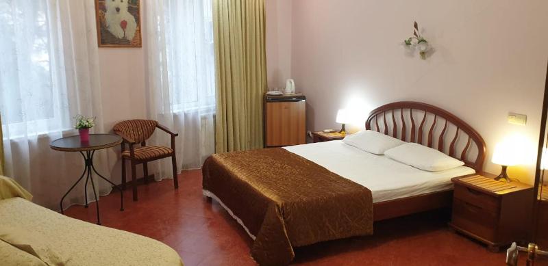 Comfort Quadruple Room image 3