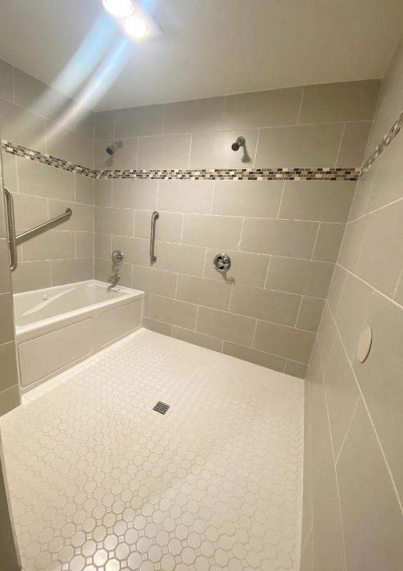 Executive Suite image 2