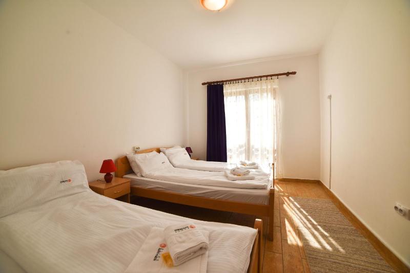 Triple Room image 2