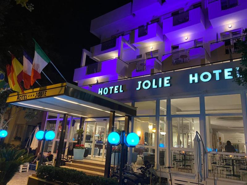 Hotel Jolie - image 1