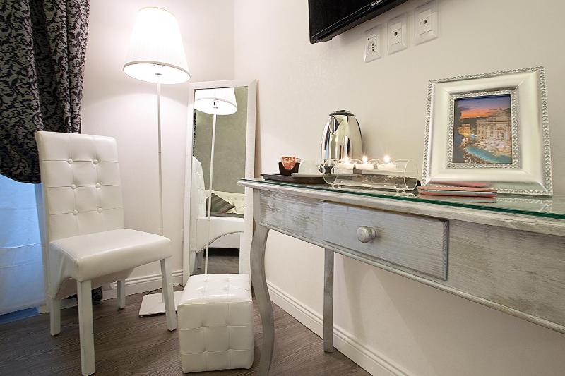 Double or Twin Room image 1