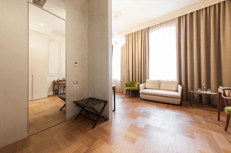 Superior Double Room image 2