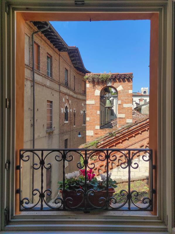 Superior Twin Room with City View image 2