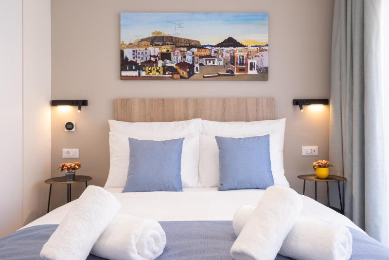 Family Apartment with Balcony image 4