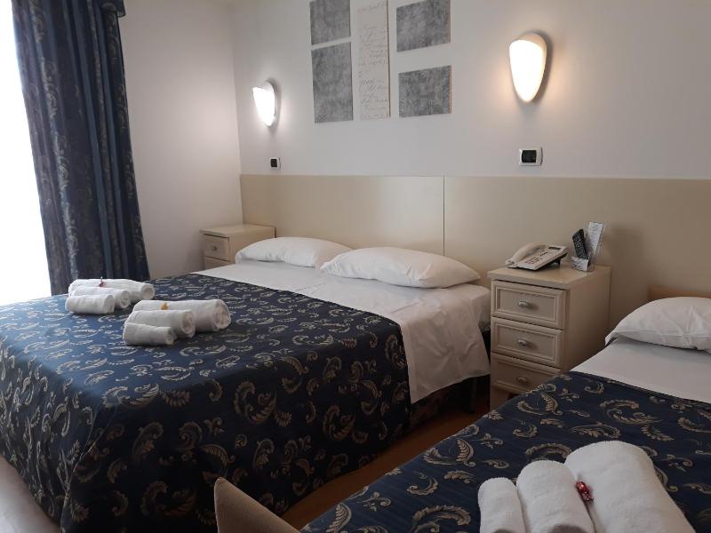 Hotel La Palazzina - image 32
