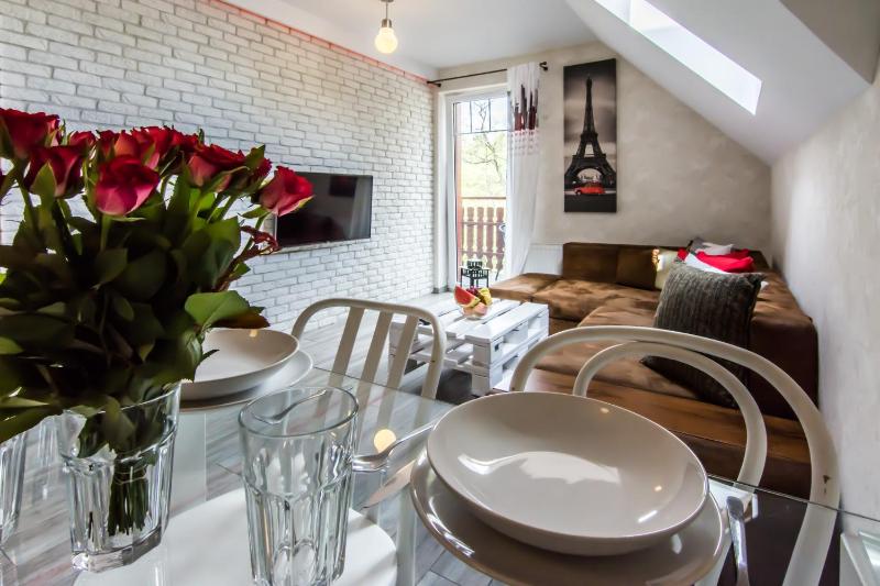Apartamenty hoteLOVE z sauną - image 16