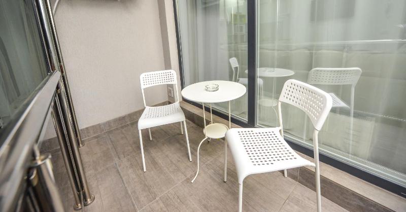 Apartment with Balcony image 3