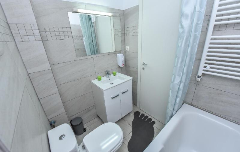 Two-Bedroom Apartment image 3