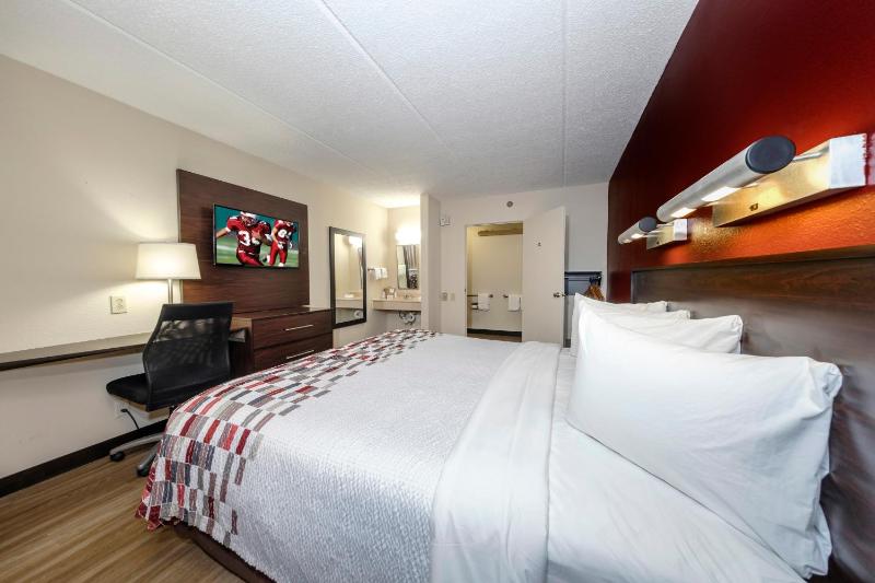 Red Roof Inn Tampa - Brandon - image 10