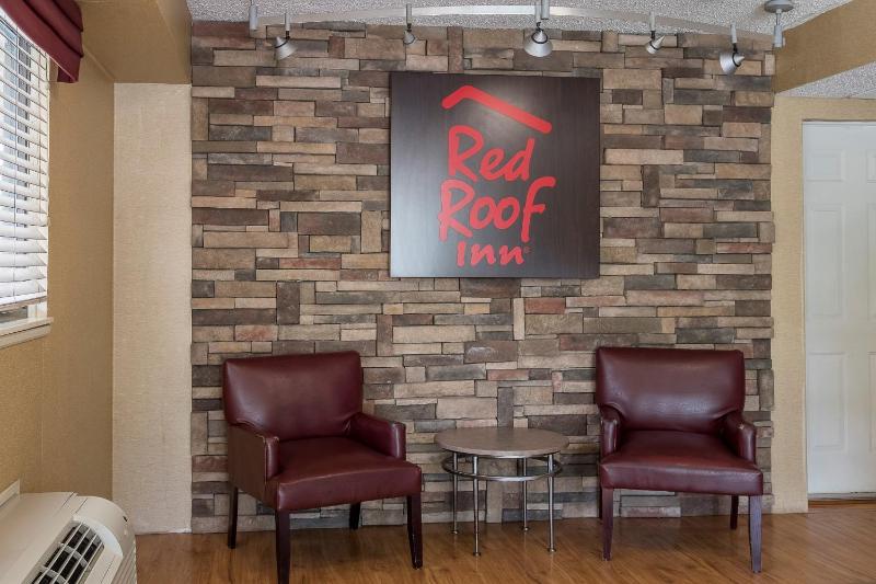 Red Roof Inn Tampa - Brandon - image 18