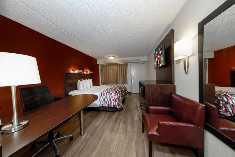 Red Roof Inn Tampa - Brandon - image 15