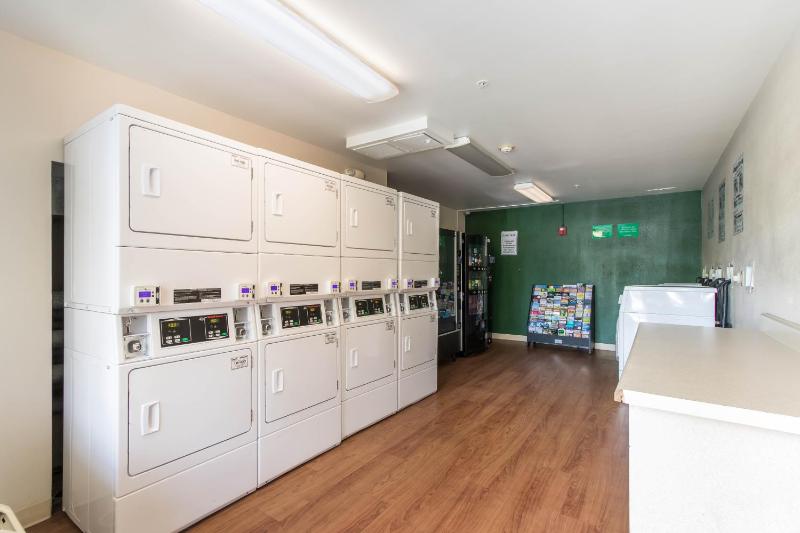 HomeTowne Studios Fort Lauderdale - image 29