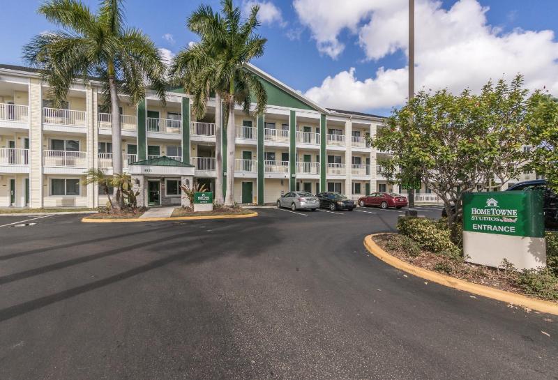 HomeTowne Studios Fort Lauderdale - image 15