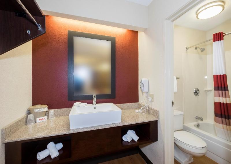 Superior King Room - Smoke Free image 2