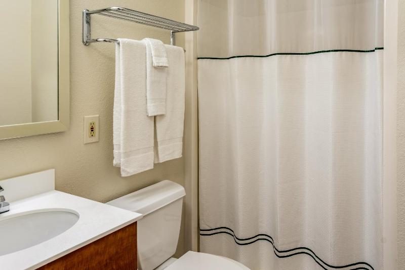 Studio Room with Two Double Beds Non-Smoking             image 3