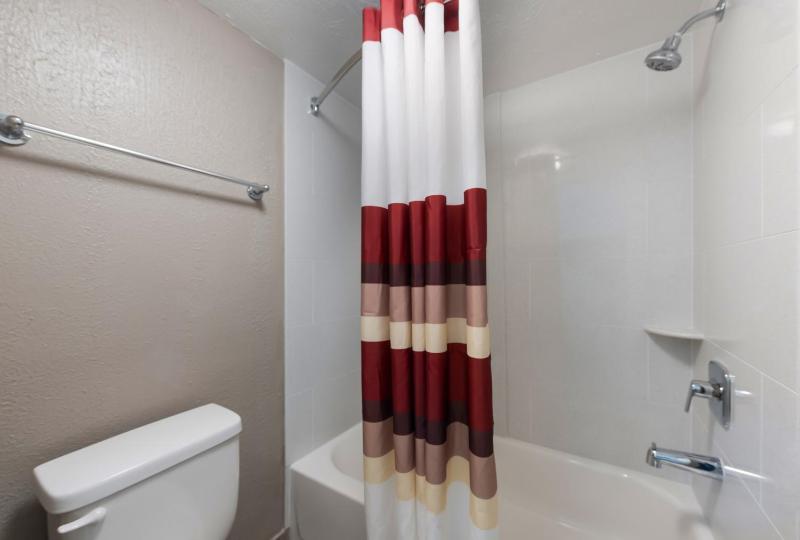 Standard Room with Two Queen Beds Smoke Free image 2
