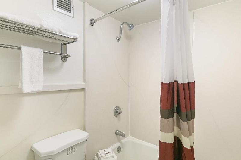 Superior King Room Non-Smoking image 2