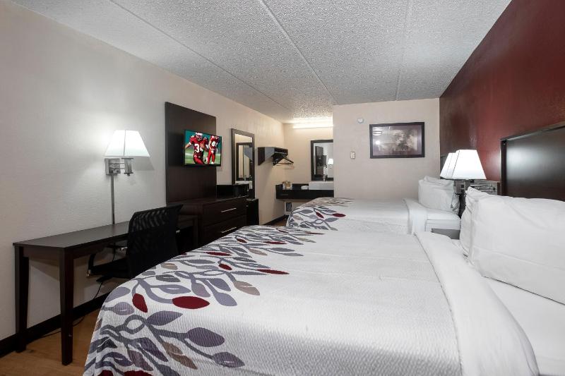 Deluxe Room with Two Double Beds Non-Smoking image 4