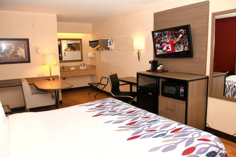 Superior King Room Smoke Free image 2