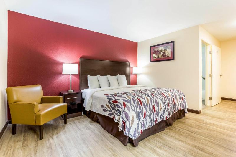 King Room - Disability Access/Non-Smoking image 4