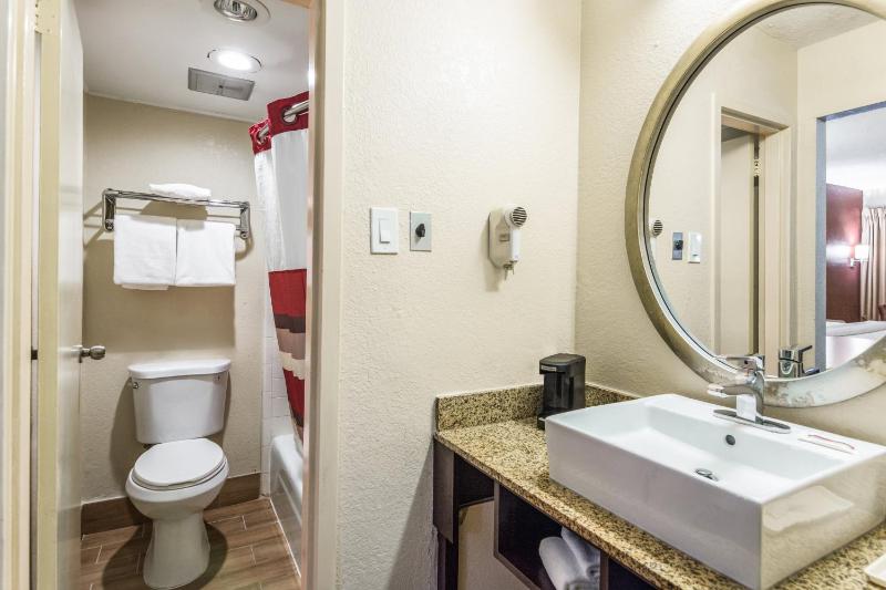 Superior King Room - Non-Smoking image 2