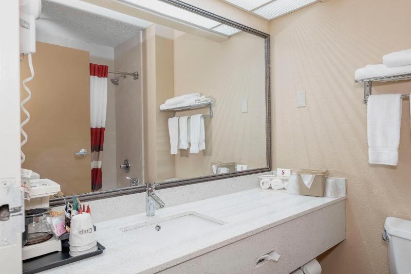 Suite King Room Non-Smoking image 2