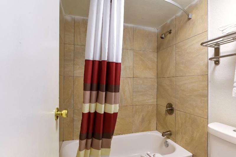 Standard King Room - Non-Smoking  image 2