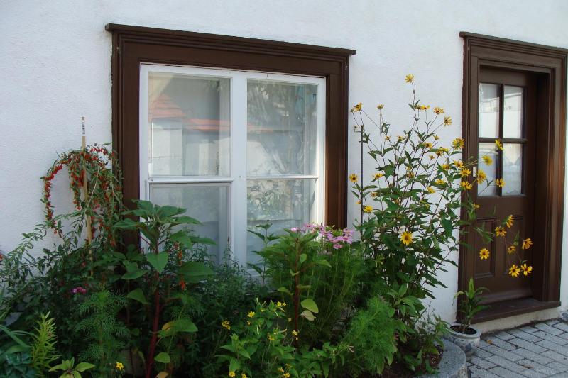 Au Petit Hôtel - image 10
