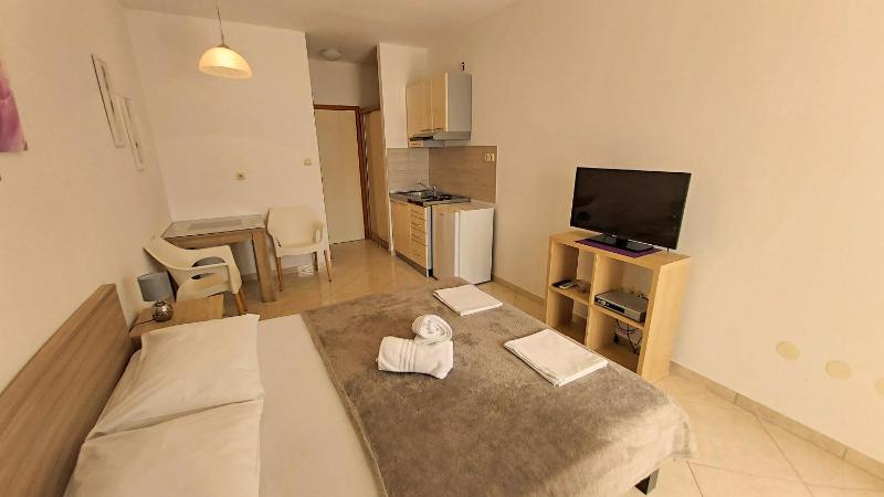 Apartments Nemira - image 14
