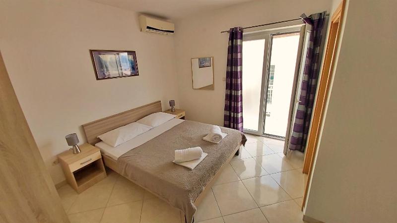 Apartments Nemira - image 5